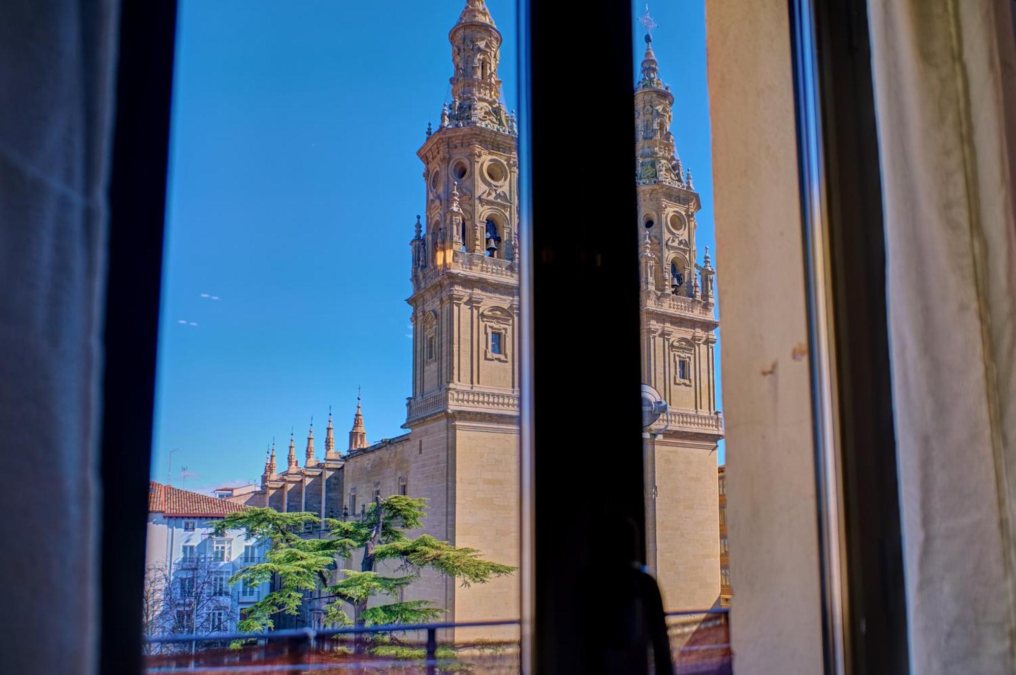 Balcon Del Mercado By Clabao ログローニョ エクステリア 写真