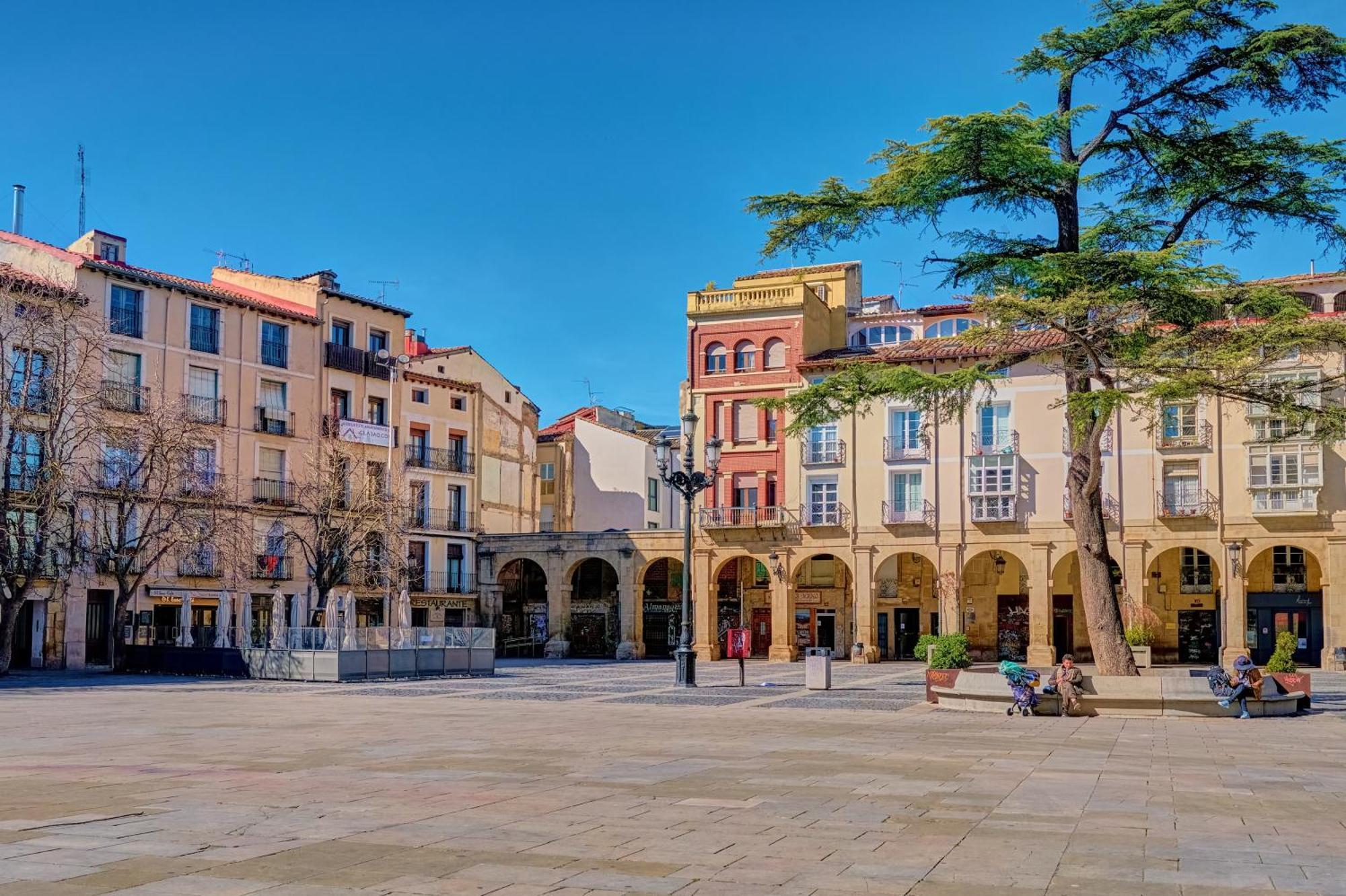 Balcon Del Mercado By Clabao ログローニョ エクステリア 写真